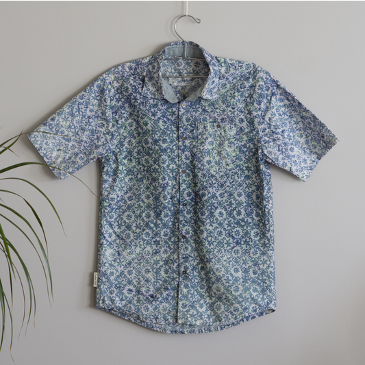 M size Batik button-down shirt